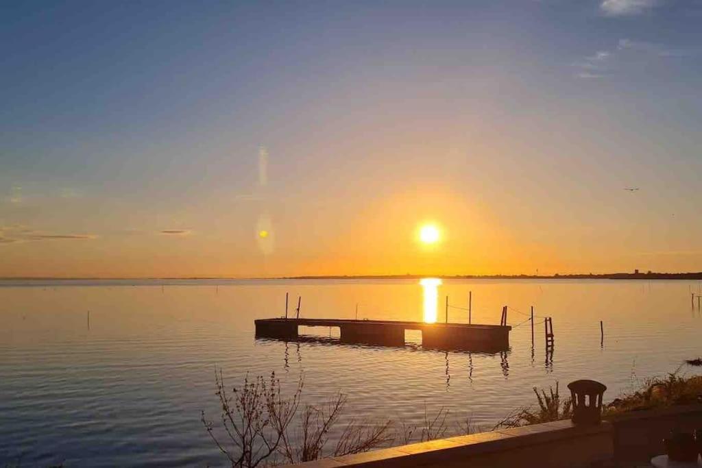 Villa Avec Spa & Vue Panomarique Sur L'Etang Pérols Zewnętrze zdjęcie